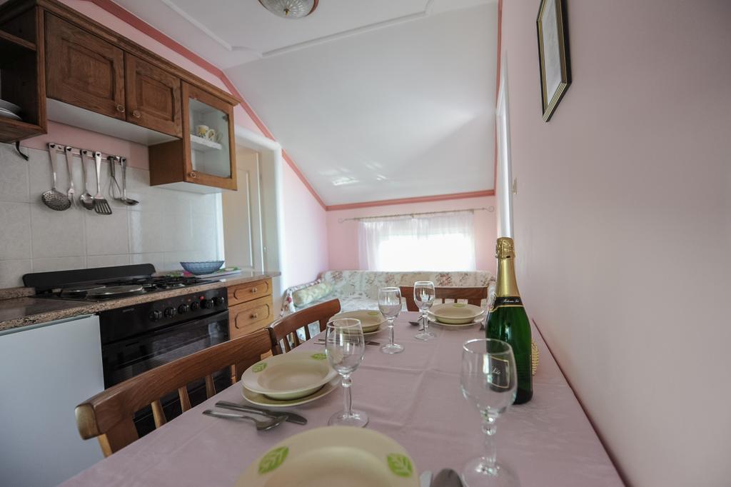 Apartment Nina Promajna Chambre photo