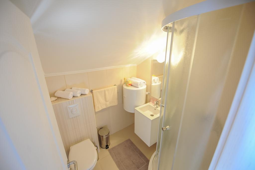 Apartment Nina Promajna Chambre photo